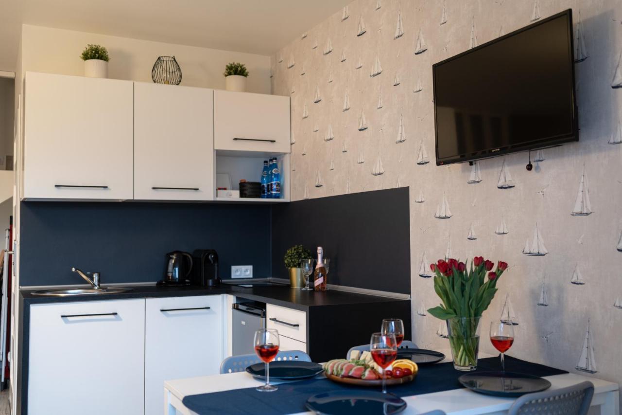 Karwia Marina Apartamenty Exteriér fotografie